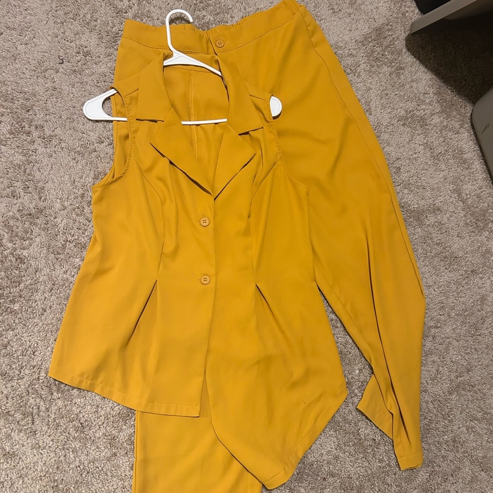 Mustard Yellow Sleeveless Blouse and Pants Set